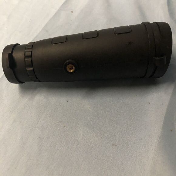 Monocular with Lens Cover - Picture 2 of 3